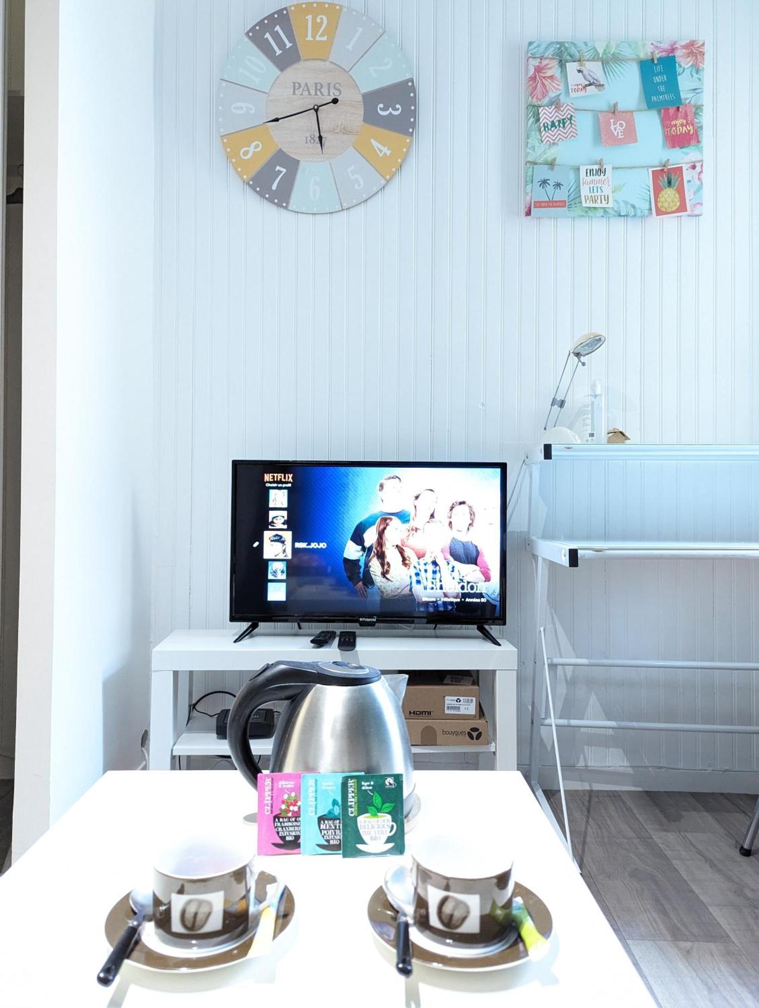 Studio Simplicien *Cosy* Plein Centre Ville De Poitiers *Tv* Wifi *Cafe* ภายนอก รูปภาพ