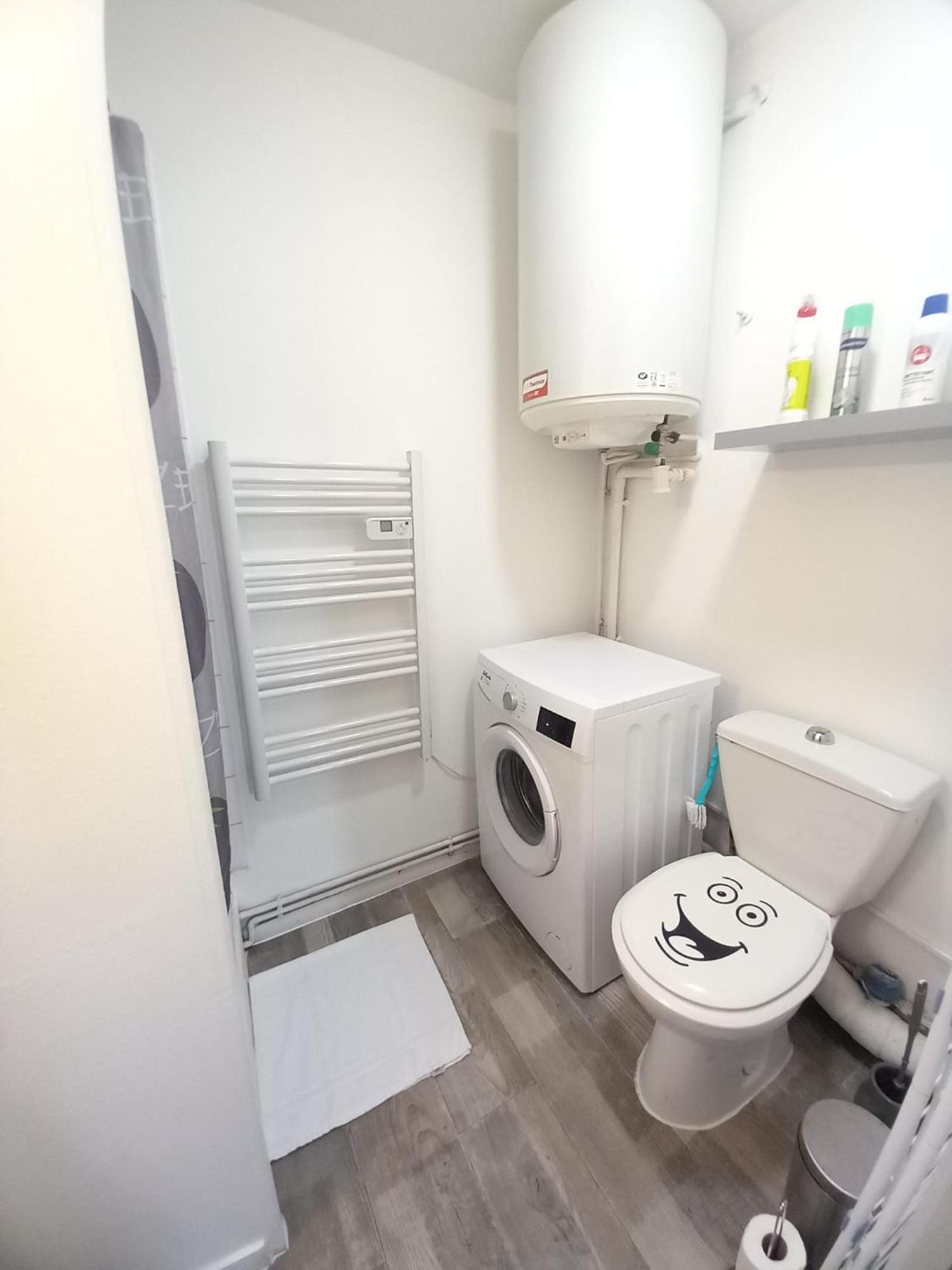 Studio Simplicien *Cosy* Plein Centre Ville De Poitiers *Tv* Wifi *Cafe* ภายนอก รูปภาพ